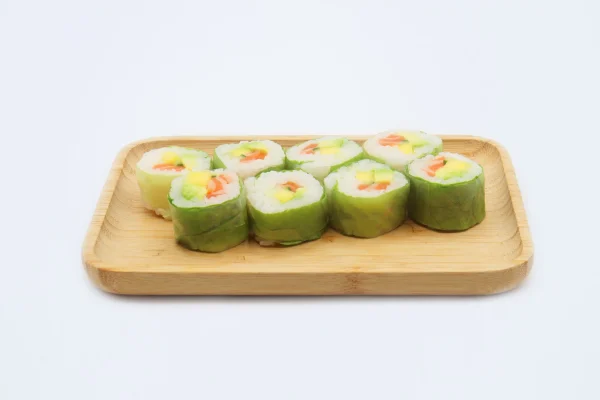 Springroll saumon mangue avocat