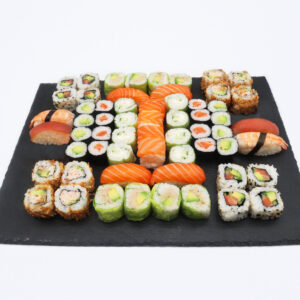 sushis plateau a partager kyojin maxi